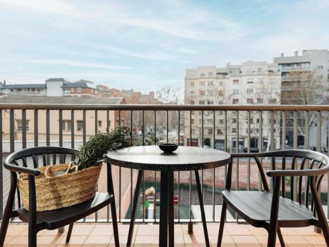 Apartamentos 3 Dormitorio Barcelona Barcelona ES104843172