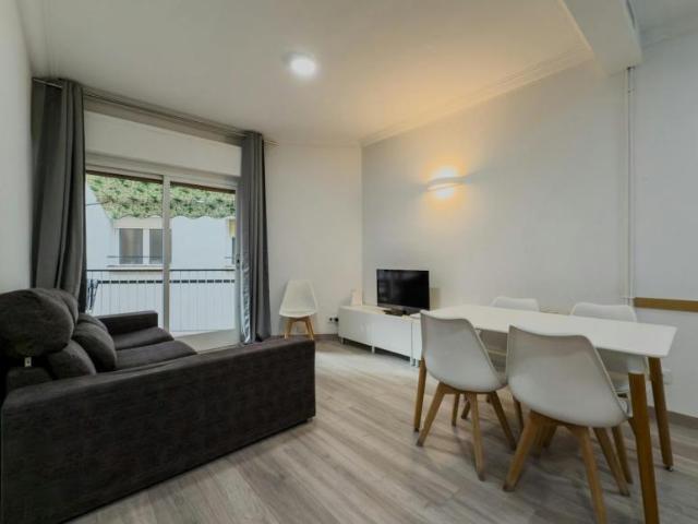 Apartamentos 3 Dormitorio Barcelona Barcelona ES104865468