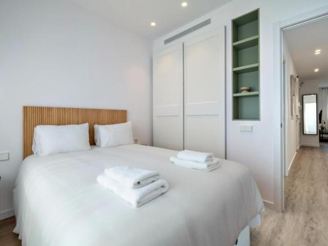 Apartamentos 3 Dormitorio Barcelona Barcelona ES104927915