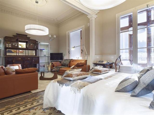 Apartamentos 3 Dormitorio Barcelona Barcelona ES104327252