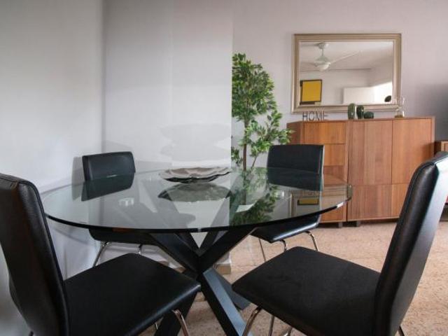 Apartamentos 3 Dormitorio L'Hospitalet De Llobregat L'Hospitalet De Llobregat ELS70431105