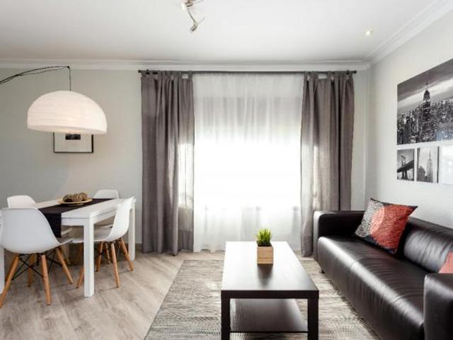 Apartamentos 3 Dormitorio L'Hospitalet De Llobregat L'Hospitalet De Llobregat ES81430482