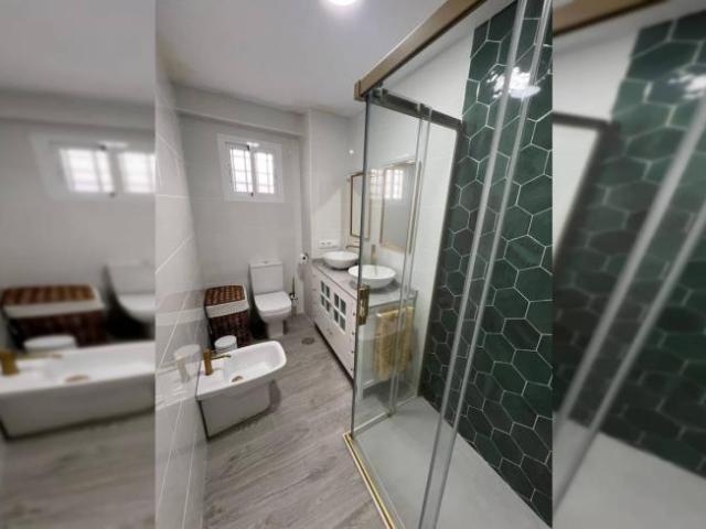 Apartamentos 3 Dormitorio Seville Seville ES98604272