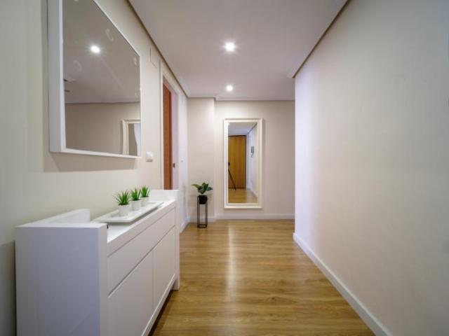 Apartamentos 3 Dormitorio Valencia Valencia ES77936296