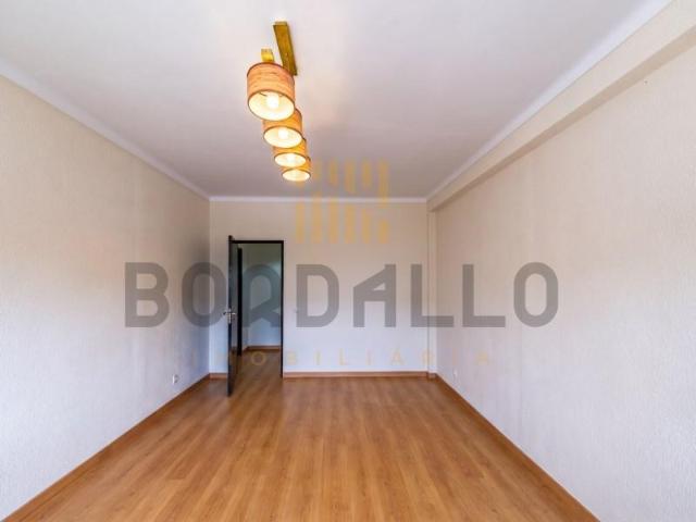 Apartamentos 3 quarto, Caldas da Rainha Caldas da Rainha DLS102760828