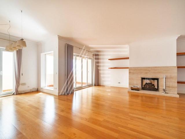 Apartamentos 3 quarto, Cascais Cascais DLS100127061
