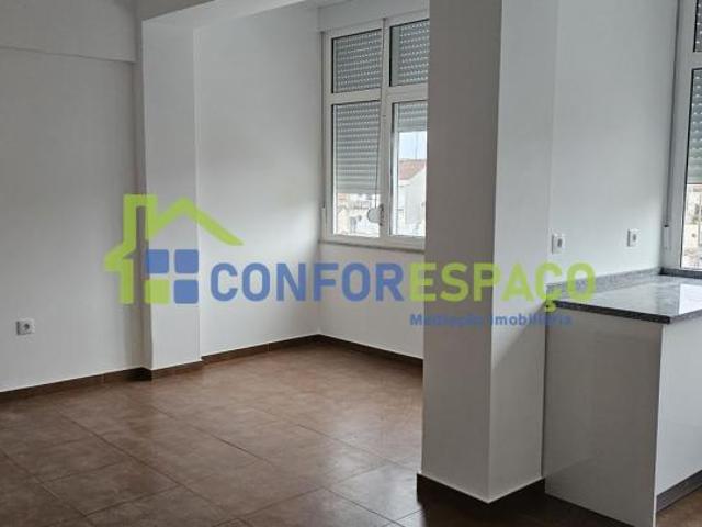 Apartamentos 3 quarto, Castelo Branco Castelo Branco 6000 DLS101789657