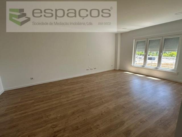 Apartamentos 3 quarto, Castelo Branco Castelo Branco DLS96299941