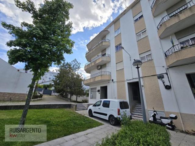 Apartamentos 3 quarto, Castelo Branco Castelo Branco DS102375017