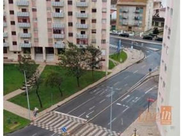 Apartamentos 3 quarto, Alenquer Alenquer DLS96432460