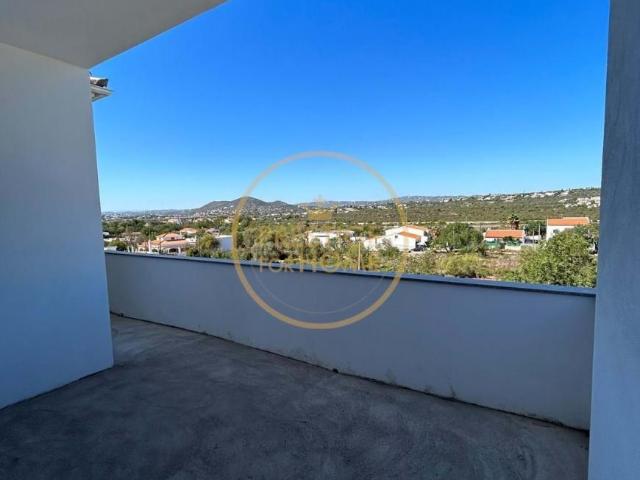 Apartamentos 3 quarto, Almancil Algarve DLS86008770