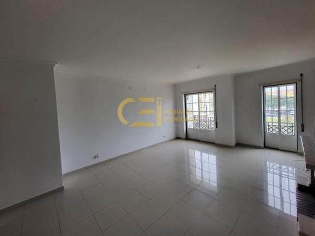 Apartamentos 3 quarto, Almeirim Almeirim DLS87034565