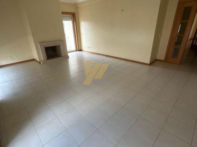 Apartamentos 3 quarto, Aveiro Santa Maria da Feira 4520 DS101985815