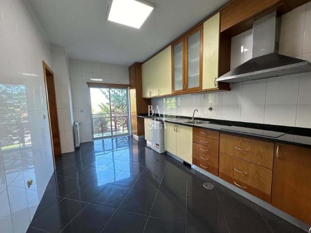 Apartamentos 3 quarto, Braga Braga ES103065541