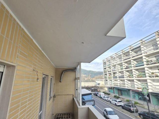 Apartamentos 3 quarto, Braga Guimarães 4805 DLS97601398