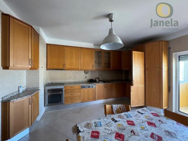 Apartamentos 3 quarto, Faro Faro DLS103106483
