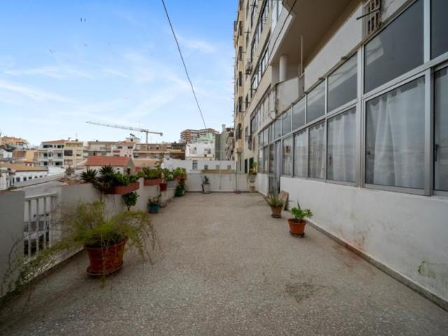 Apartamentos 3 quarto, Faro Faro DLS95147467