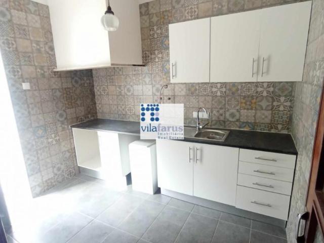 Apartamentos 3 quarto, Faro Faro 8000 DLS98531238