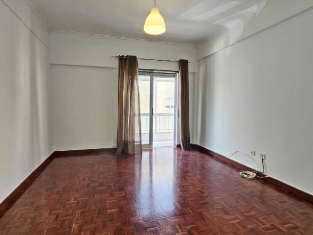 Apartamentos 3 quarto, Odivelas Odivelas ES102348897
