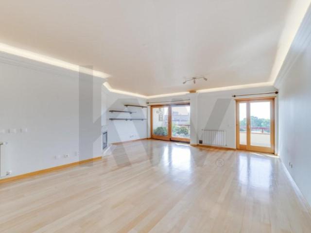 Apartamentos 3 quarto, Oeiras Oeiras DLS101486303