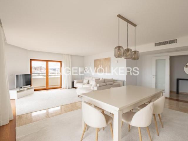 Apartamentos 3 quarto, Oeiras Oeiras DLS102162425