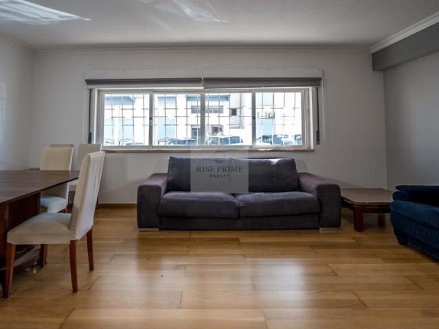 Apartamentos 3 quarto, Oeiras Lisboa DLS96265044