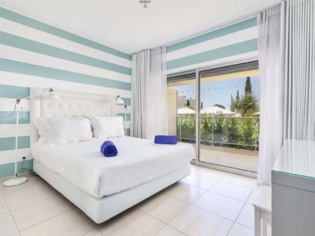 Apartamentos 3 quarto, Loulé Algarve DLS99511241