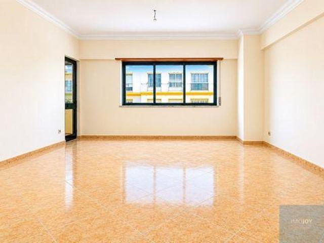 Apartamentos 3 quarto, Loures Lisboa 2685 382 ES103156940