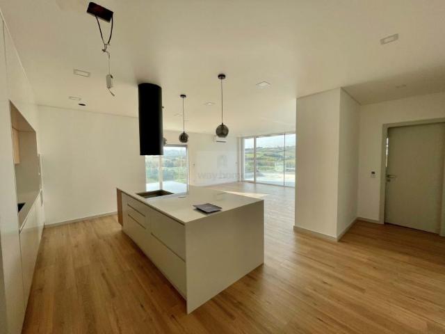 Apartamentos 3 quarto, Lourinhã Lisboa DLS100446735