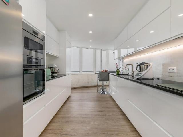 Apartamentos 3 quarto, Lagos Algarve DLS94714821