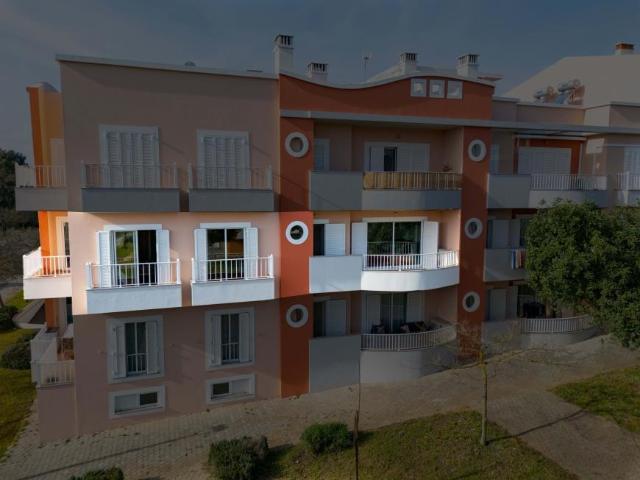 Apartamentos 3 quarto, Lagos Algarve DLS99827073