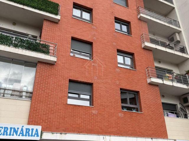 Apartamentos 3 quarto, Lisboa Odivelas 2675 DLS99147132