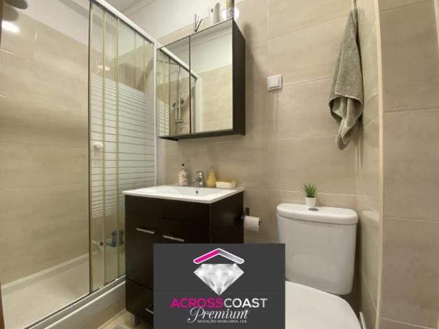 Apartamentos 3 quarto, Lisboa Oeiras 1495 DLS102715168