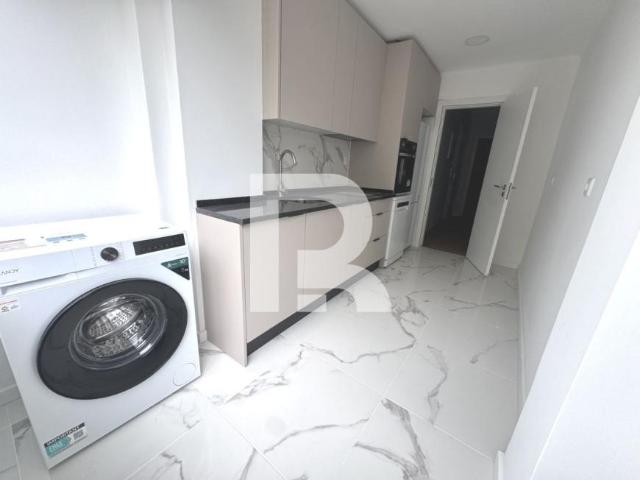 Apartamentos 3 quarto, Lisboa Amadora 2650 DLS102394944