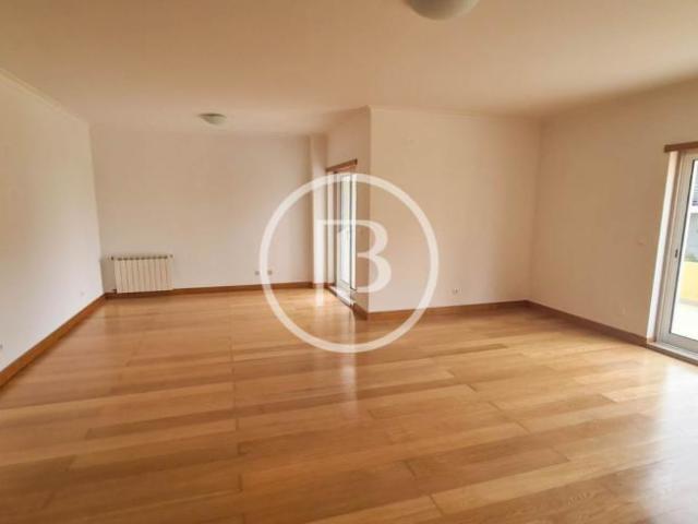 Apartamentos 3 quarto, Lisboa Cascais 2750 ELS102467878
