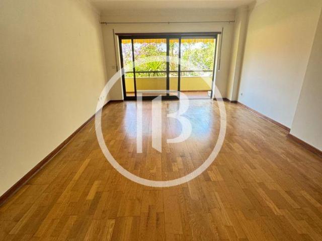 Apartamentos 3 quarto, Lisboa Cascais 2750 ELS103011240