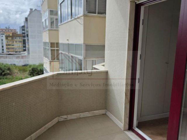 Apartamentos 3 quarto, Lisboa Lisboa 1600 DLS101789599