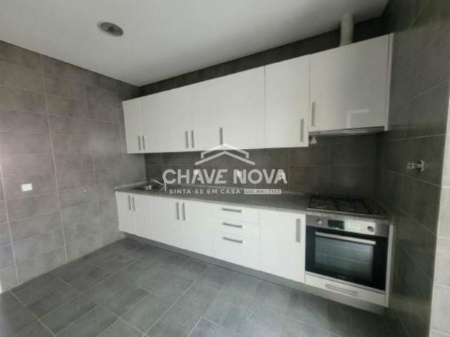 Apartamentos 3 quarto, Lisboa Lisboa DLS94352473