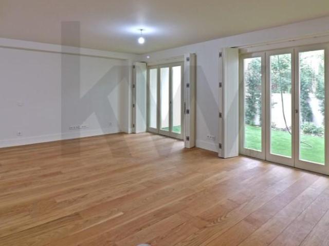 Apartamentos 3 quarto, Lisboa Lisboa DLS101523284