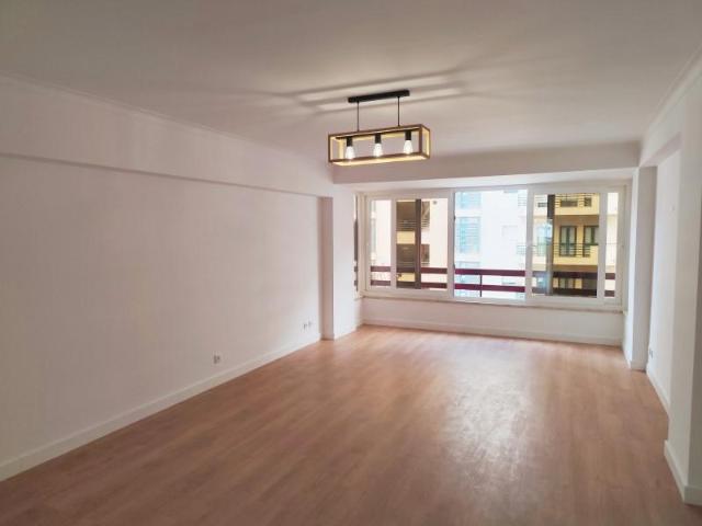 Apartamentos 3 quarto, Lisboa Lisboa DLS101795243