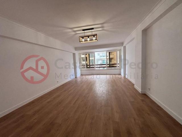 Apartamentos 3 quarto, Lisboa Lisboa DLS101795364
