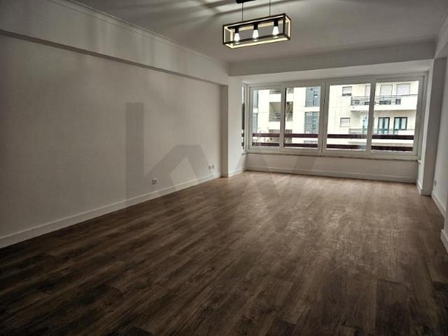 Apartamentos 3 quarto, Lisboa Lisboa DLS102667534
