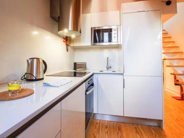Apartamentos 3 quarto, Lisbon Lisbon 1100 051 ELS98636423
