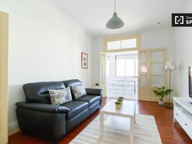 Apartamentos 3 quarto, Lisbon Lisbon 1150 024 DLS54277811