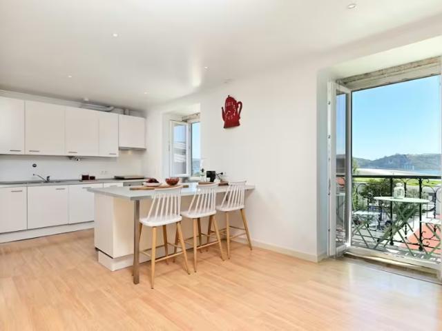 Apartamentos 3 quarto, Lisbon Lisbon 1300 DS96383442