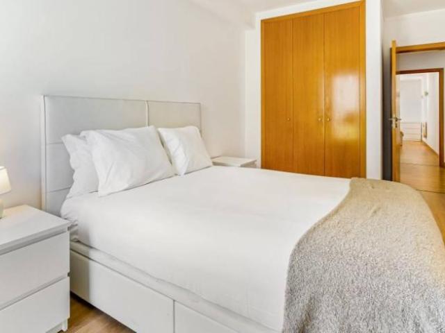 Apartamentos 3 quarto, lisbon lisbon 1750 220 ELS100217136