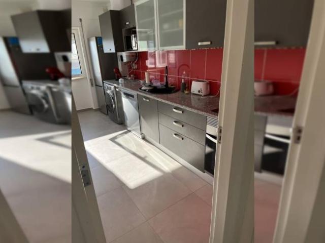 Apartamentos 3 quarto, Lisbon Lisbon 2970 726 DLS96031259