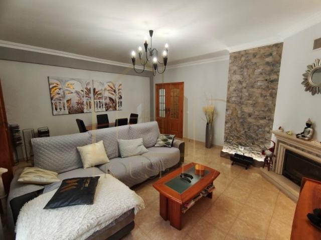 Apartamentos 3 quarto, Moita Moita DLS98797277