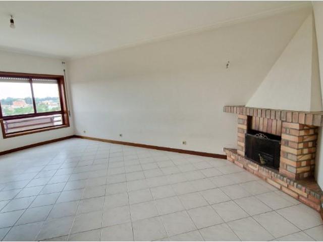 Apartamentos 3 quarto, Santa Maria da Feira Santa Maria da Feira DLS91589933