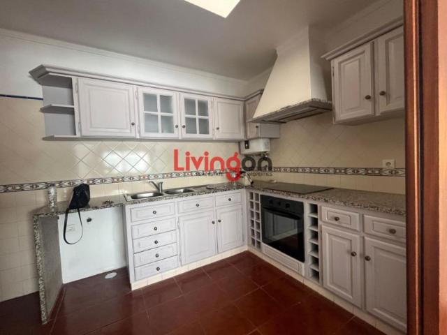 Apartamentos 3 quarto, Santarém Alpiarça 2090 ELS101089726